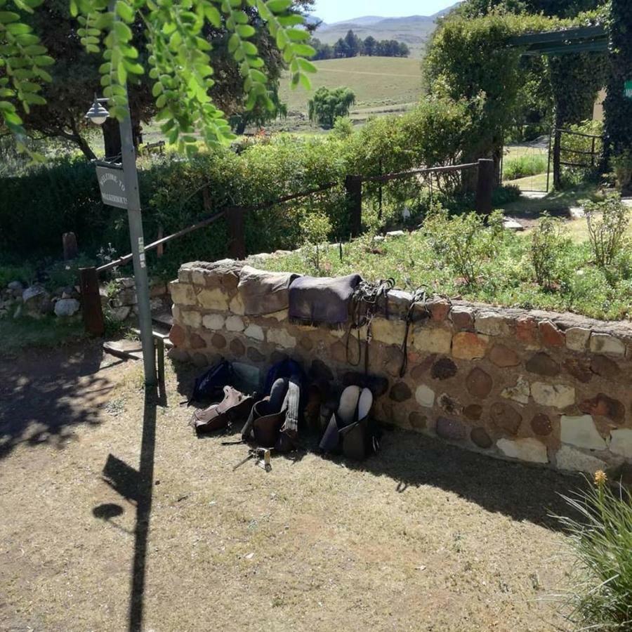 Walkerbouts Inn Rhodes Bagian luar foto