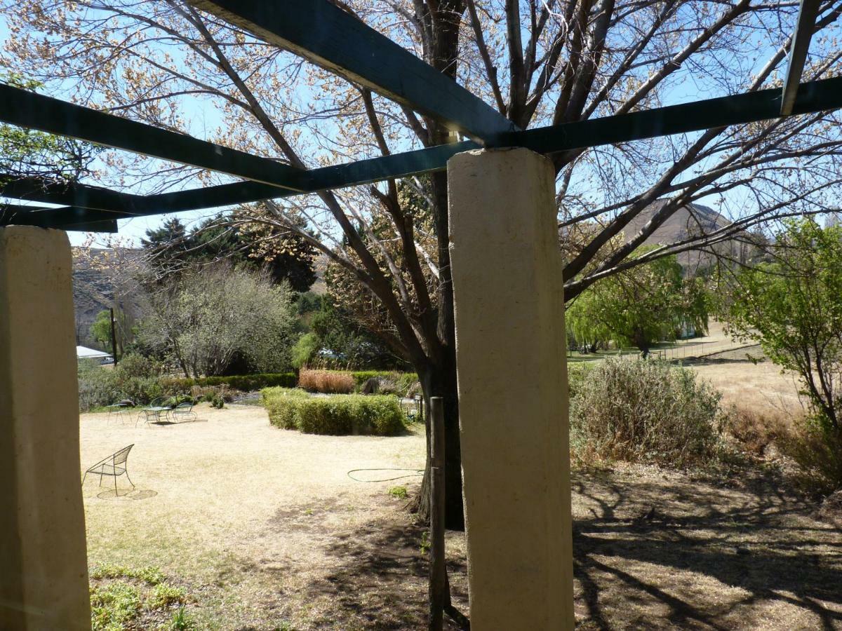Walkerbouts Inn Rhodes Bagian luar foto